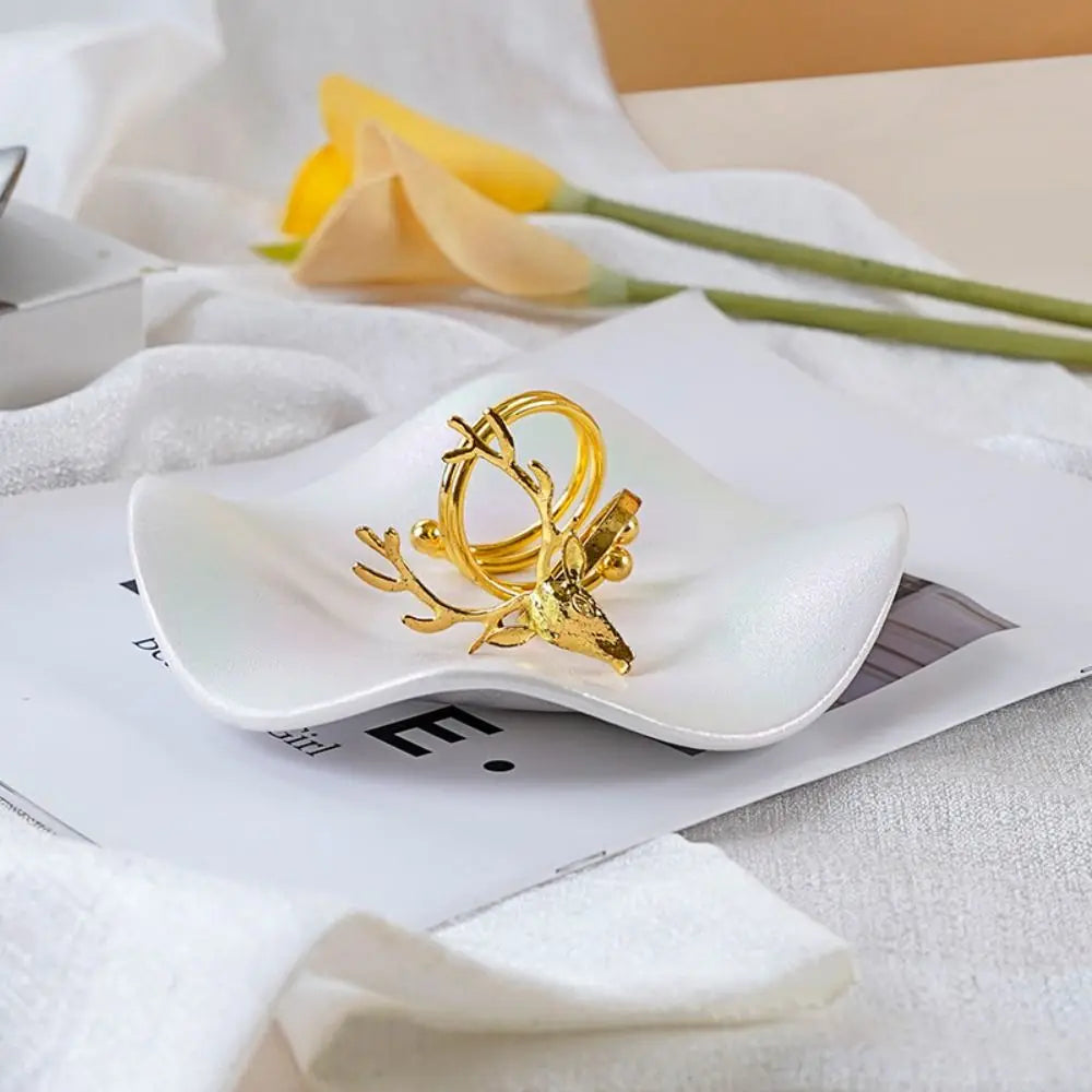 Plateau en céramique en forme de fleur irrégulière – Rangement élégant pour clés, bijoux et petits objets
